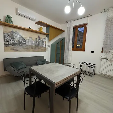 Tulipe House Apartament *